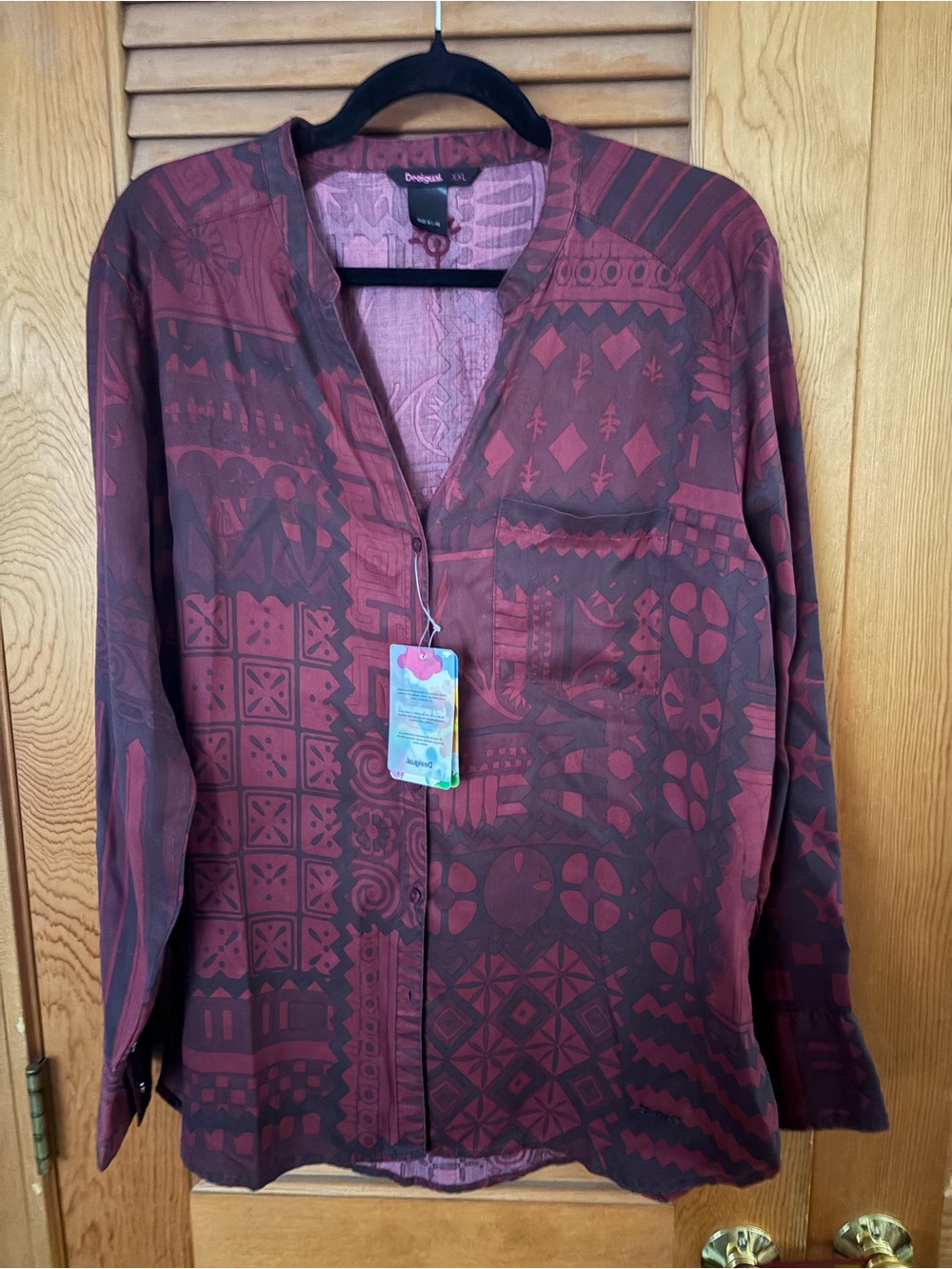 Desigual Erin Button up Shirt with red all over mixed design size XL NWT